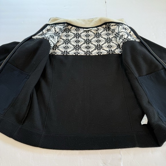 LL Bean Black White Fair Isle Full Zip Sweater Fleece Jacket Pockets Size SMALL - Picture 4 of 11